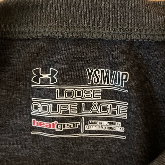 Boys under armor grey and yellow shirt - Picture 1 of 2